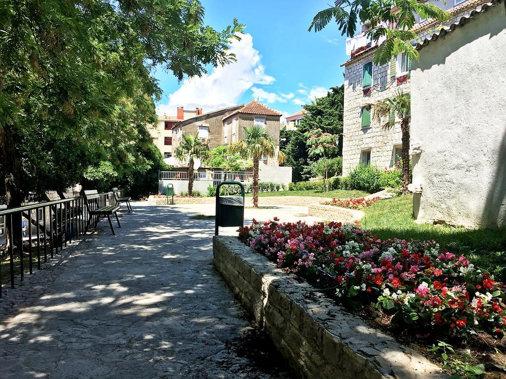 Guest House Il Giardino Duplancic Split Exterior foto