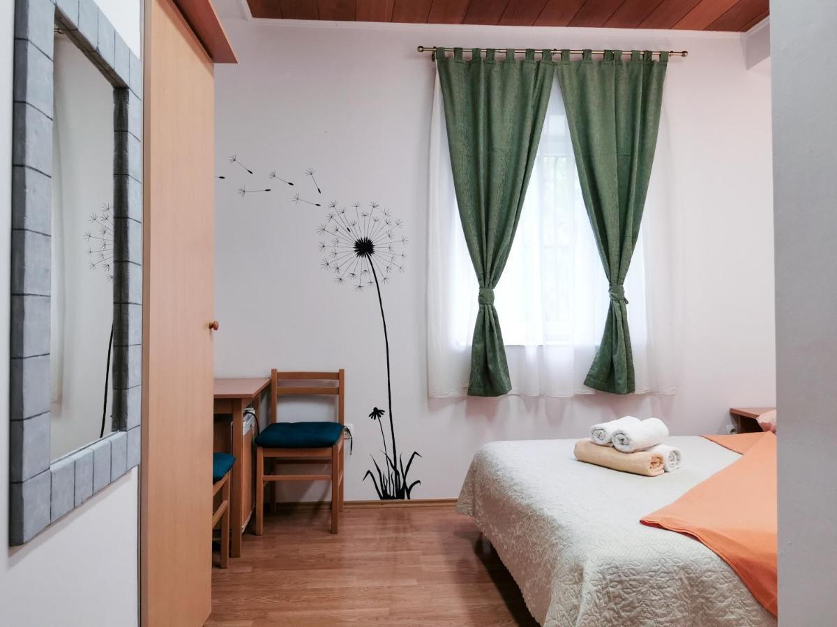 Guest House Il Giardino Duplancic Split Exterior foto